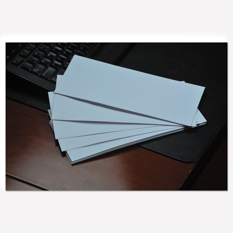 Quality Park Business Envelope, #10, Commercial Flap, Diagonal Seam, Gummed Closure, 24 lb Bond Weight Paper, 4.13 x 9.5, White, 500/Box (QUA11112)