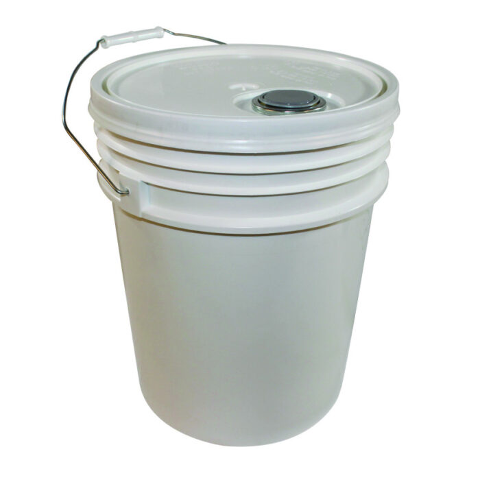 Impact Utility Bucket with Lid, 5 gal, Polyethylene, White, 11.25" dia (IMP5515)